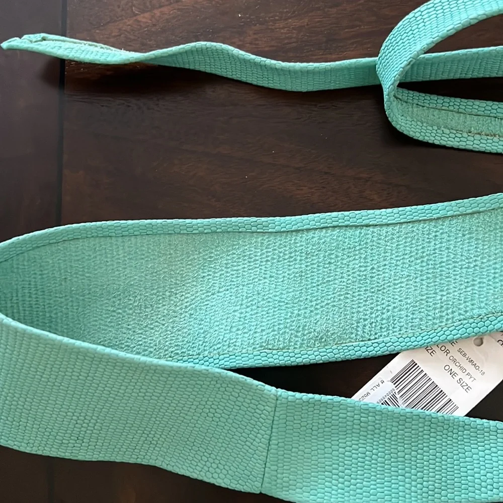 ADA COLLECTION WRAP BELT--AQUA PYTHON - Picture 10 of 11